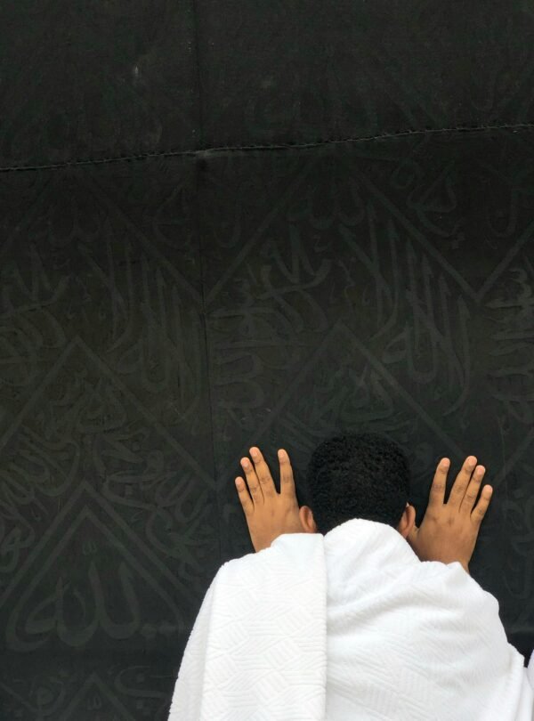 Mencium Kabah